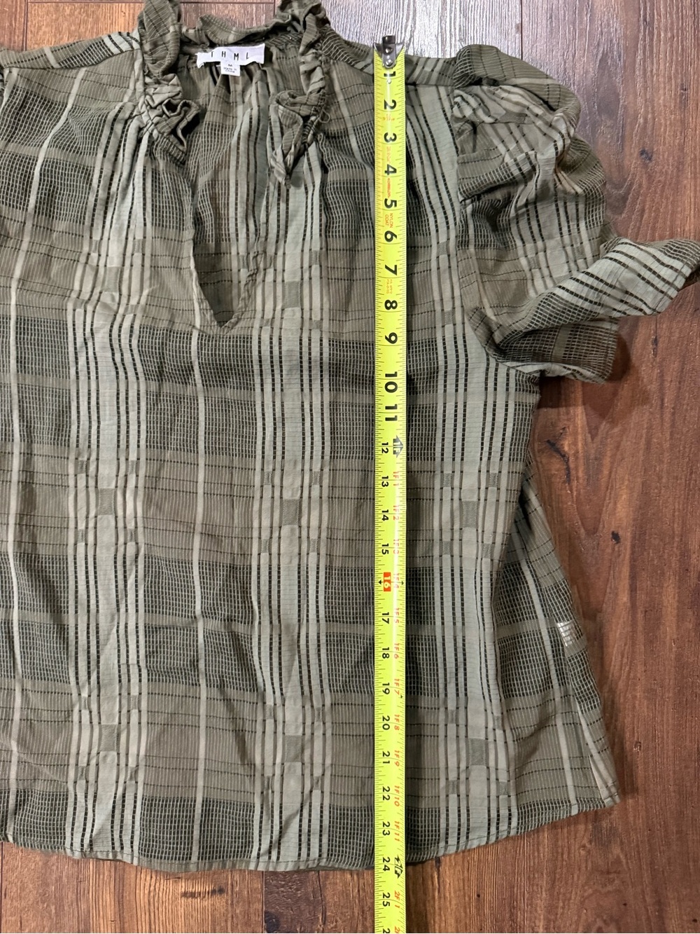 THML Women’s Olive Green Plaid Puff Sleeve Ruffle Neck Blouse Size Medium - Picture 8 of 10